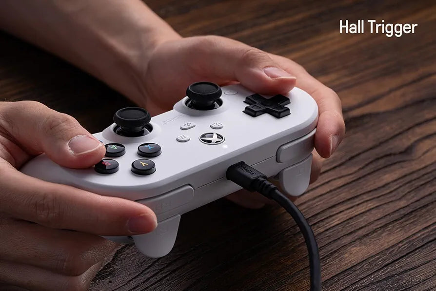 8BitDo Pro 2 Wired Controller +Game Pass Code - Hall Edition/White (PC)